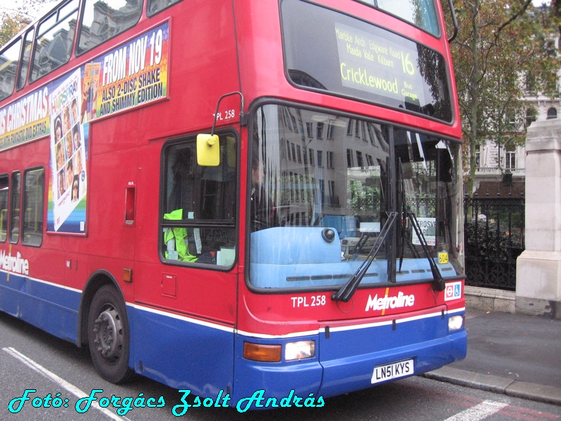 london_buses_010.JPG