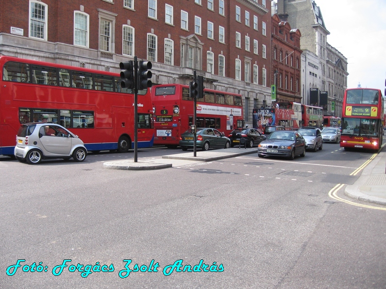 london_buses_040.JPG