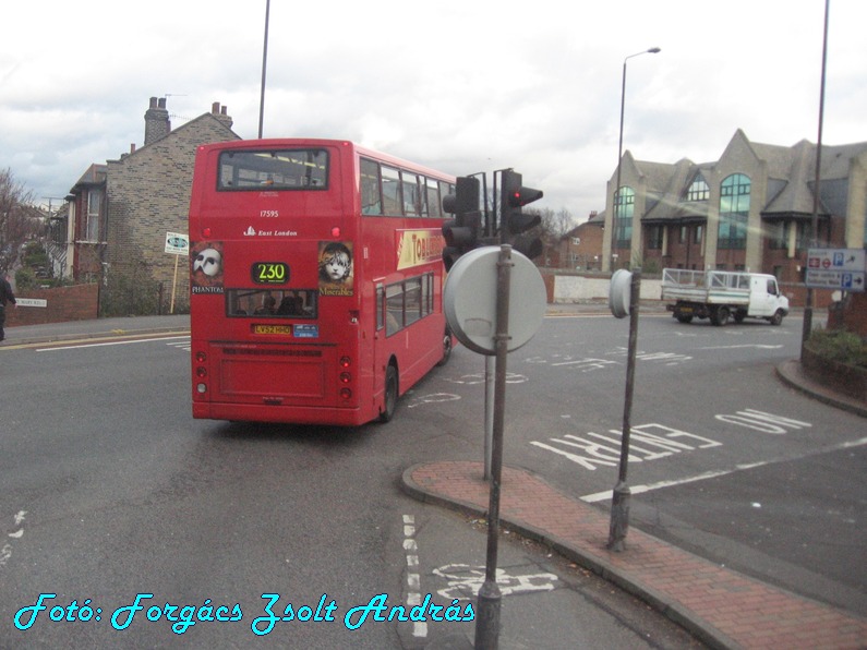london_buses_110.JPG