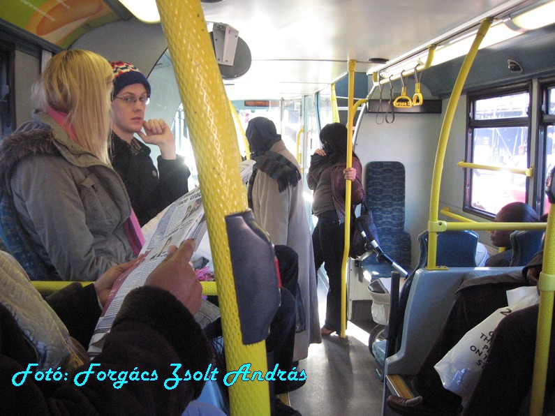 london_buses_143.JPG