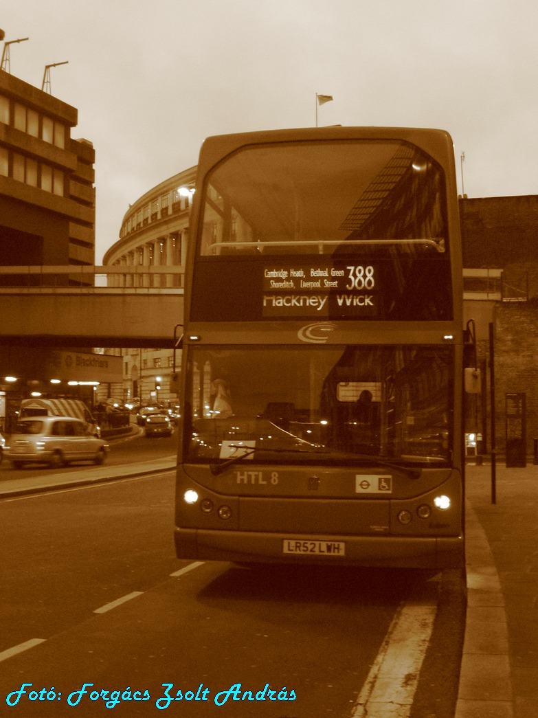 london_buses_162.JPG