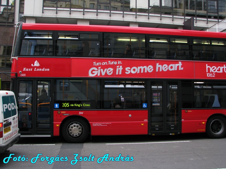 london_buses_192.JPG