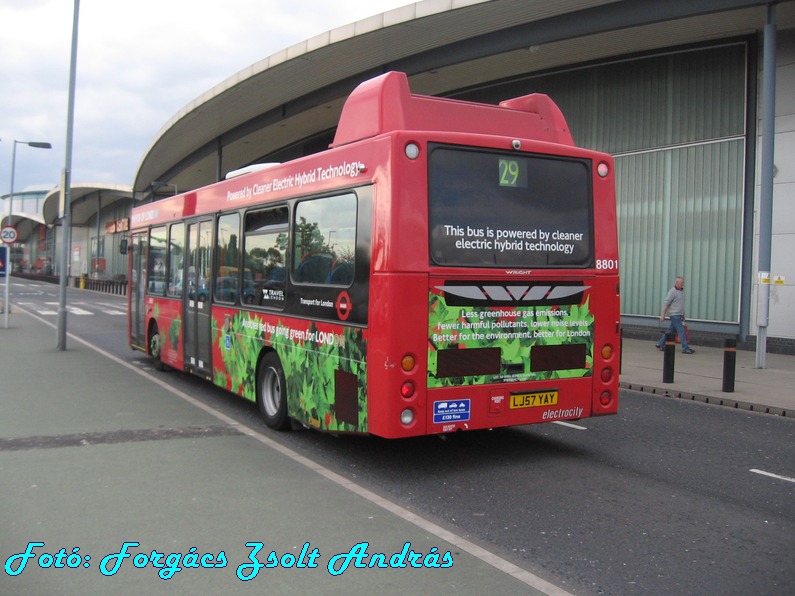 london_buses_273.JPG