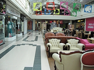 ilford_shopping_center_007.JPG