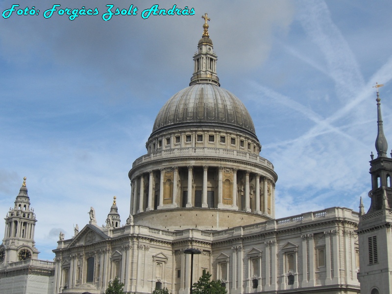 london_st_paul_cathedral__004.jpg