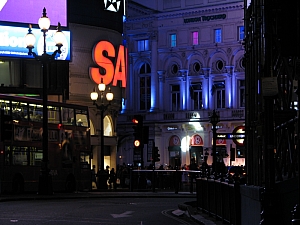 piccadilly_circus_021.JPG