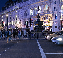 piccadilly_circus_030.JPG