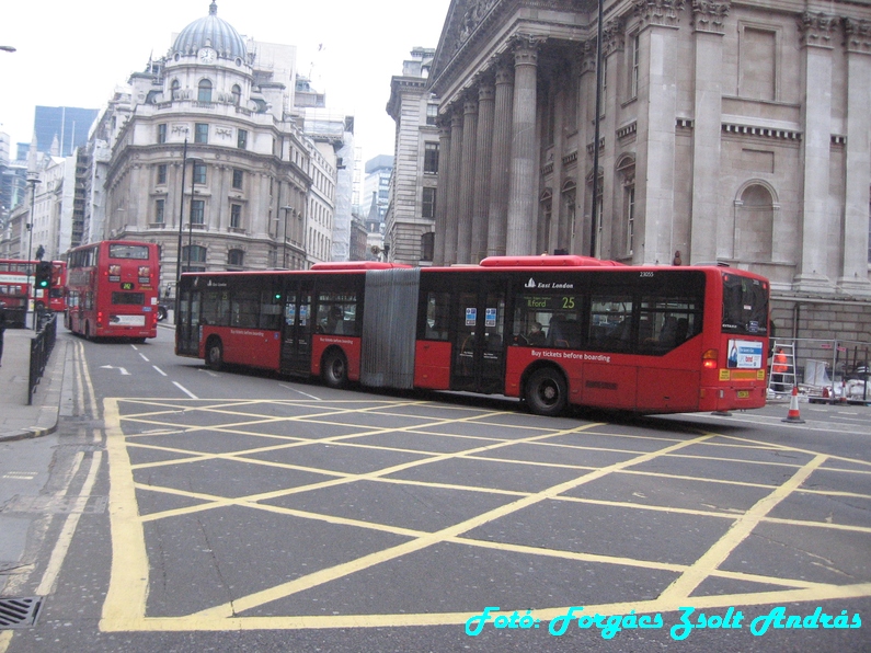 london_buses_002.JPG