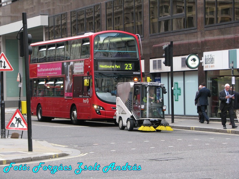 london_buses_189.JPG