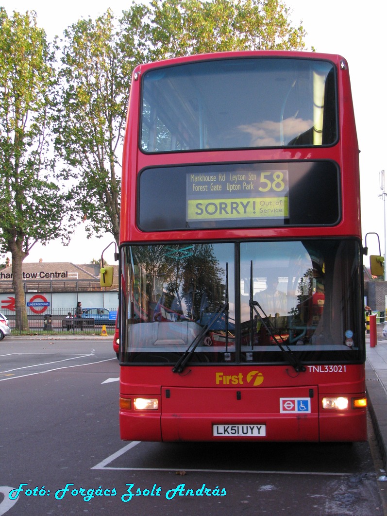 london_buses_217.JPG