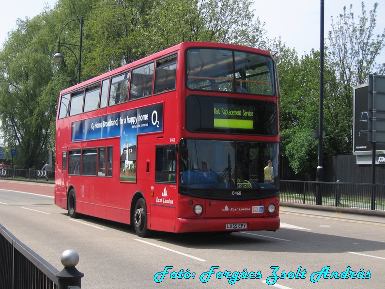 london_buses_255.JPG