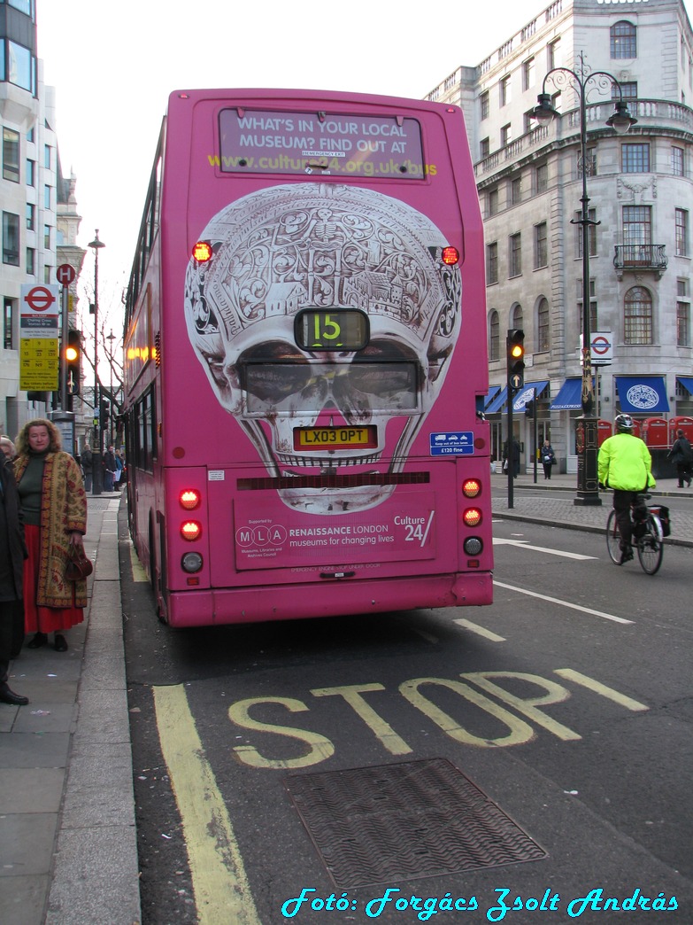 london_buses_283.JPG