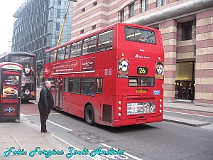 london_buses_007.JPG