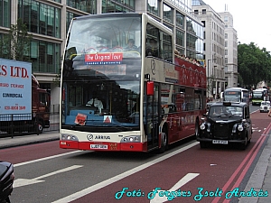 london_buses_070.jpg