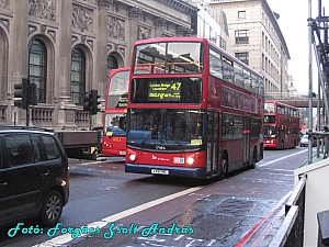 london_buses_075.JPG