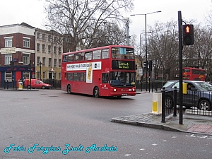 london_buses_154.JPG