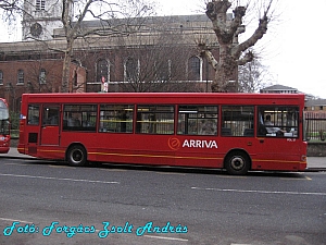 london_buses_177.JPG