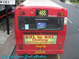 london_buses_205.JPG