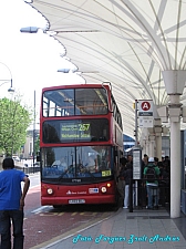 london_buses_256.JPG