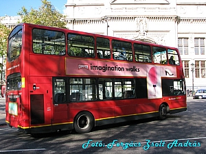 london_buses_263.JPG