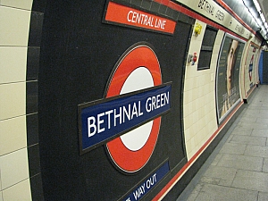 london_tube_central__bethnal_green_038.JPG