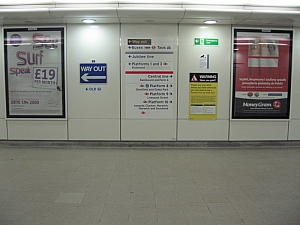 london_tube_central__stratford_003.JPG