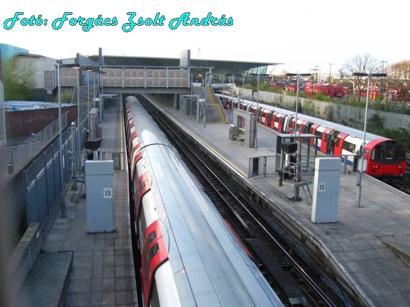 london_tube_jubilee_line_003.JPG