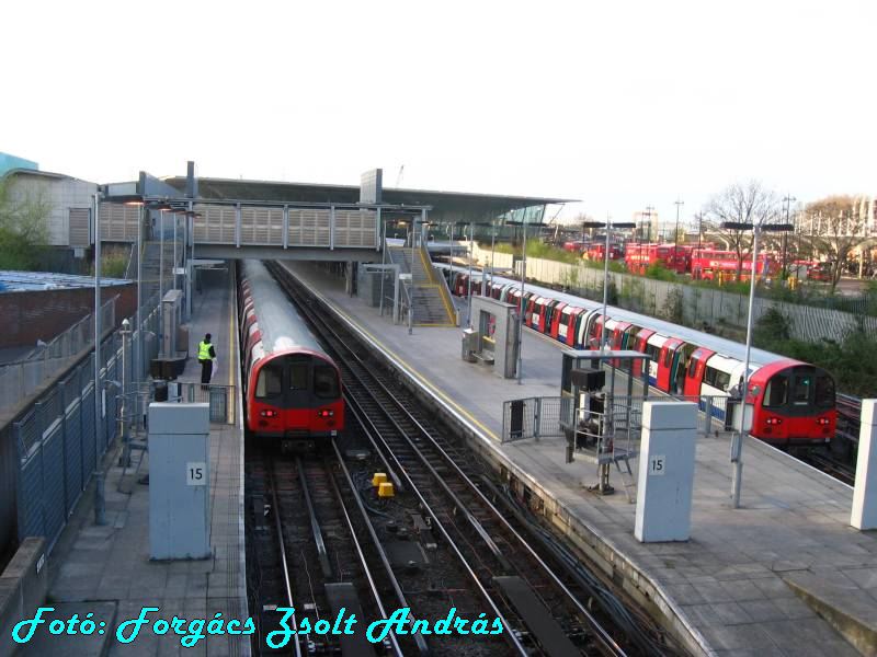 london_tube_jubilee_line_004.JPG