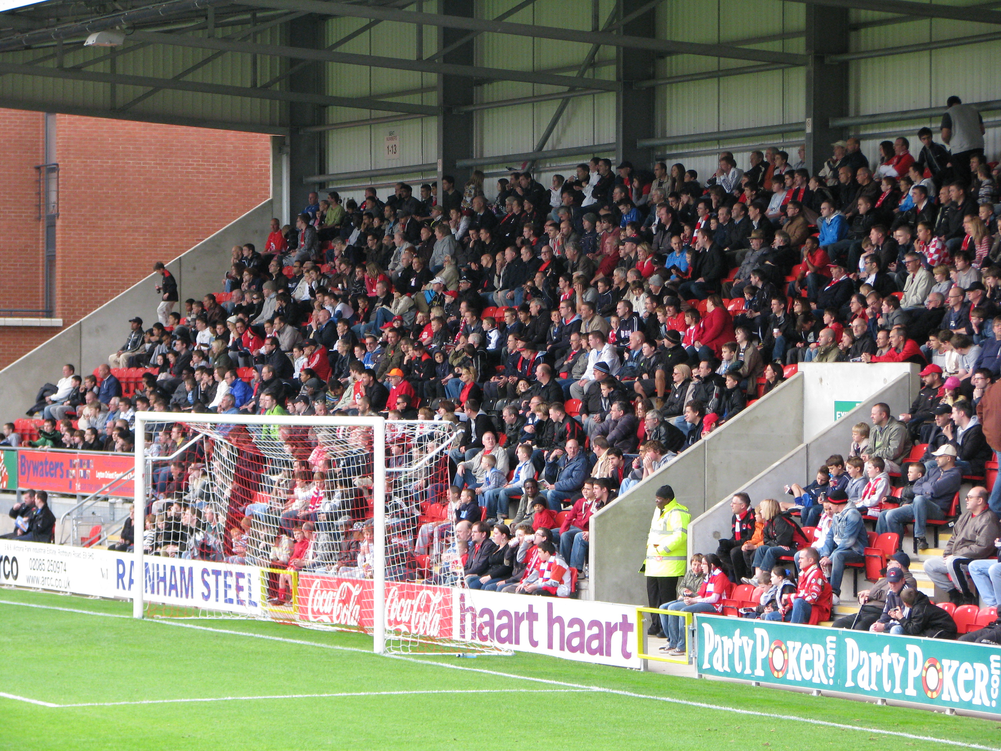 leyton_orient_18.10.2008_012.JPG