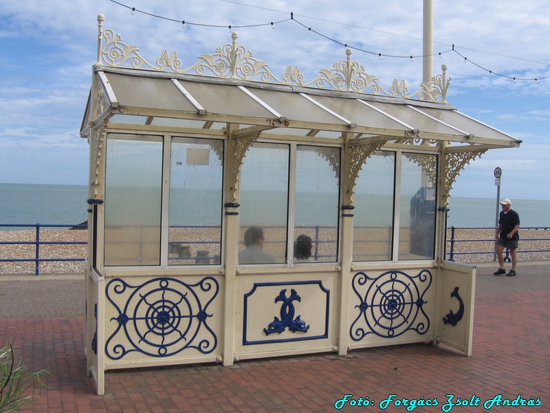 eastbourne_040.JPG