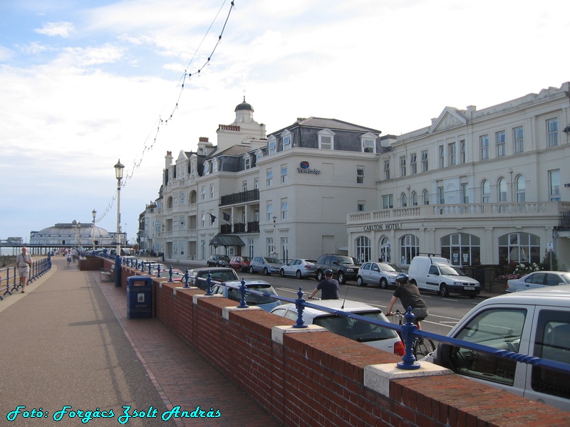 eastbourne_062.JPG