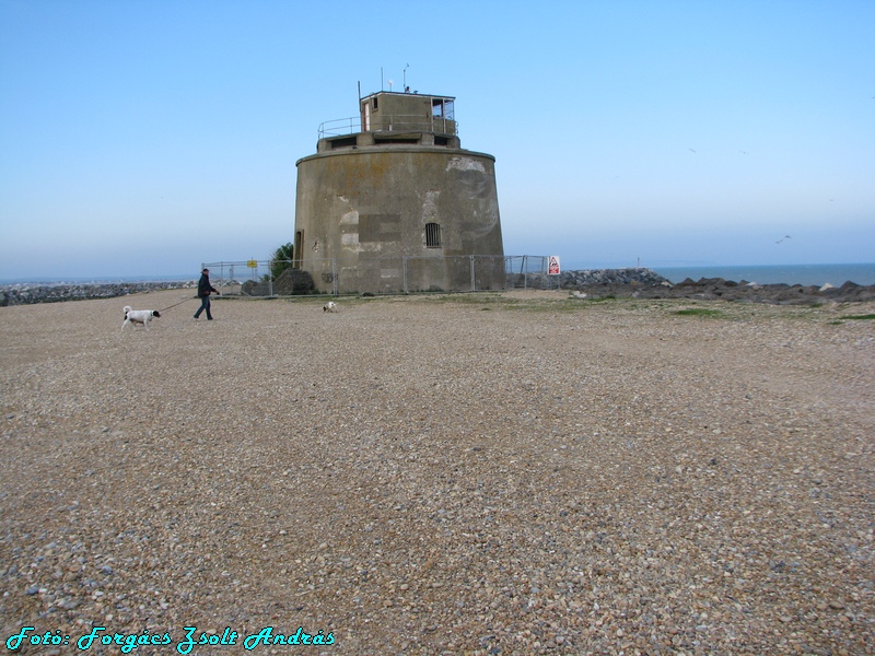 eastbourne_dock_037.jpg