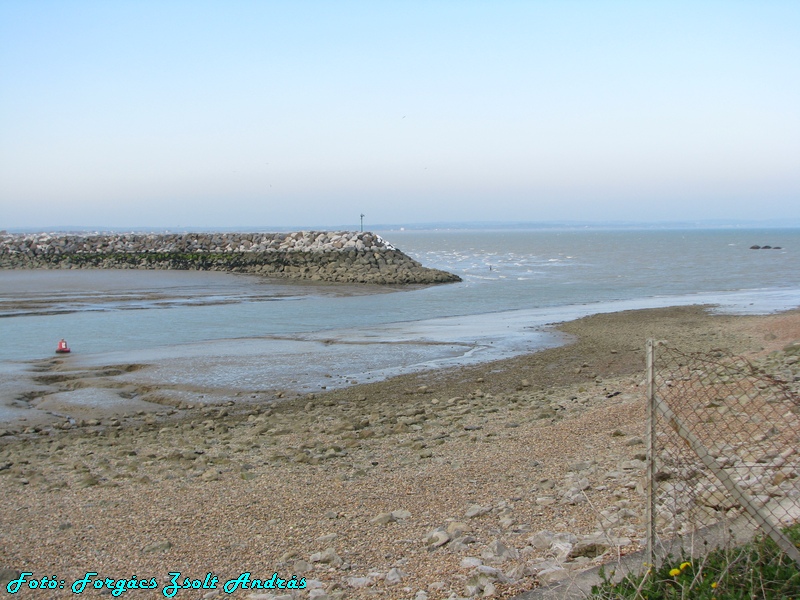 eastbourne_dock_042.jpg