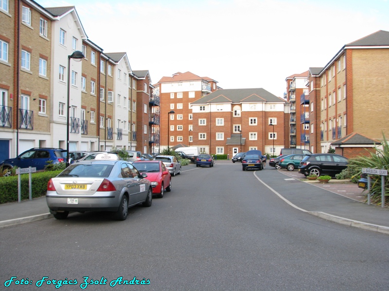 eastbourne_dock_073.jpg