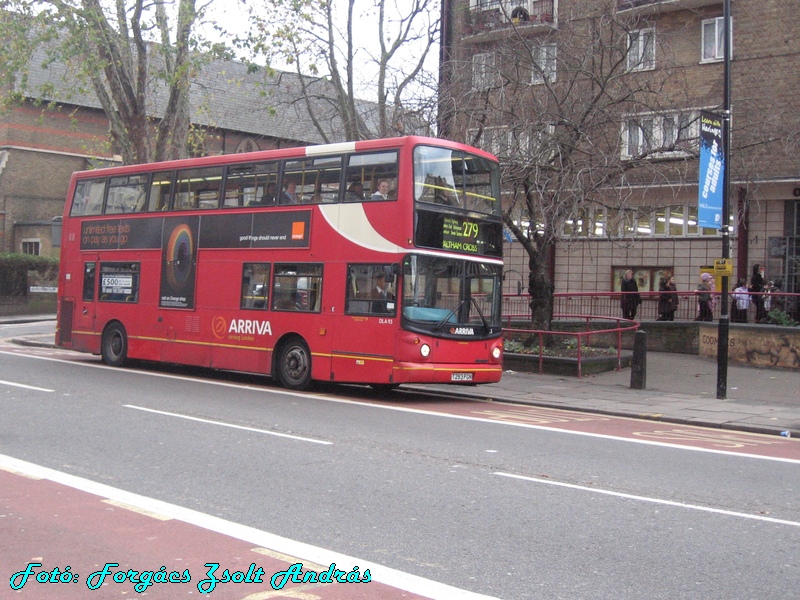 london__033_001_tottenham_high_road_012.JPG