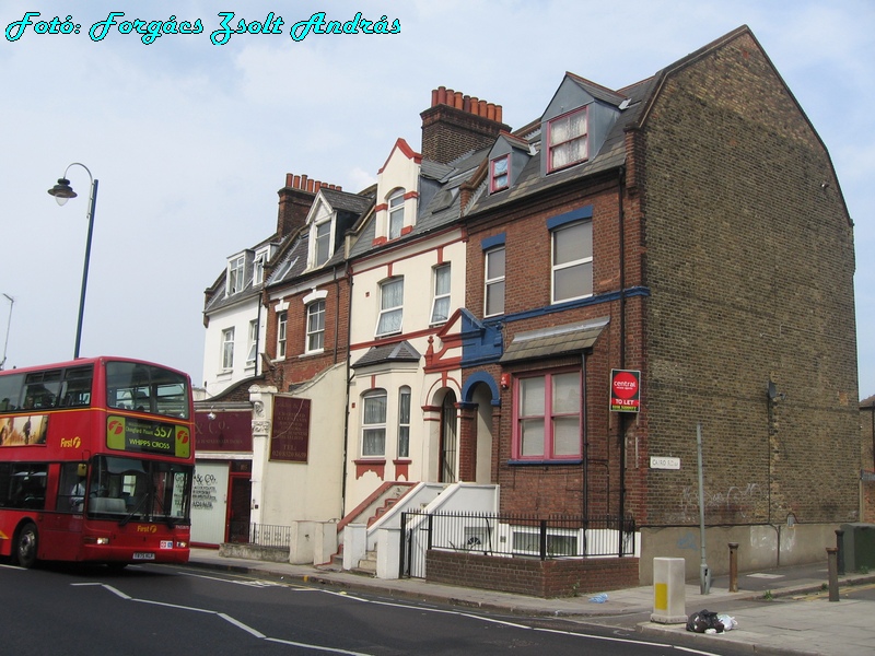 london__053_hoe_street_upper_013.JPG