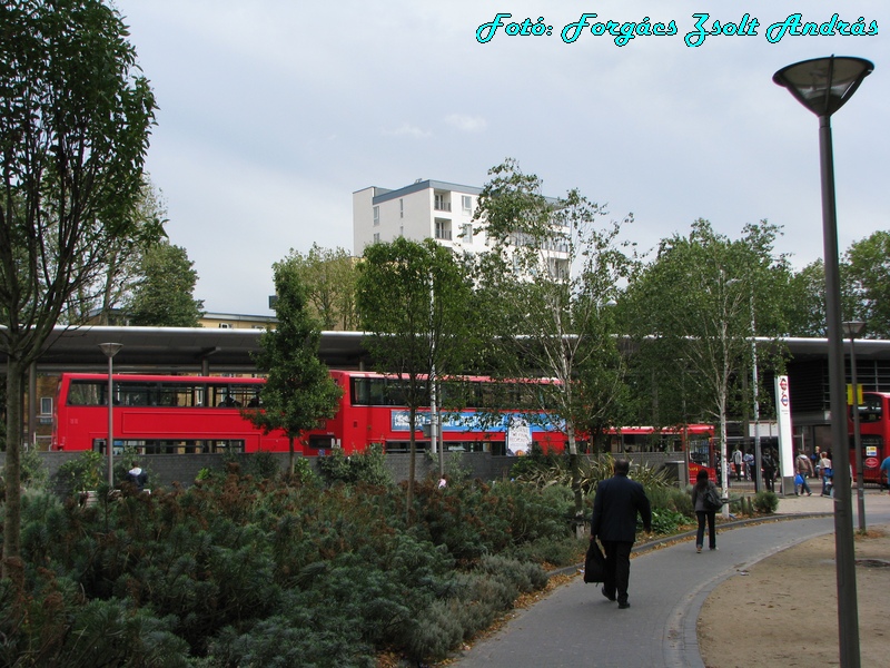 london__053_walthamstow_bus_station_011.JPG