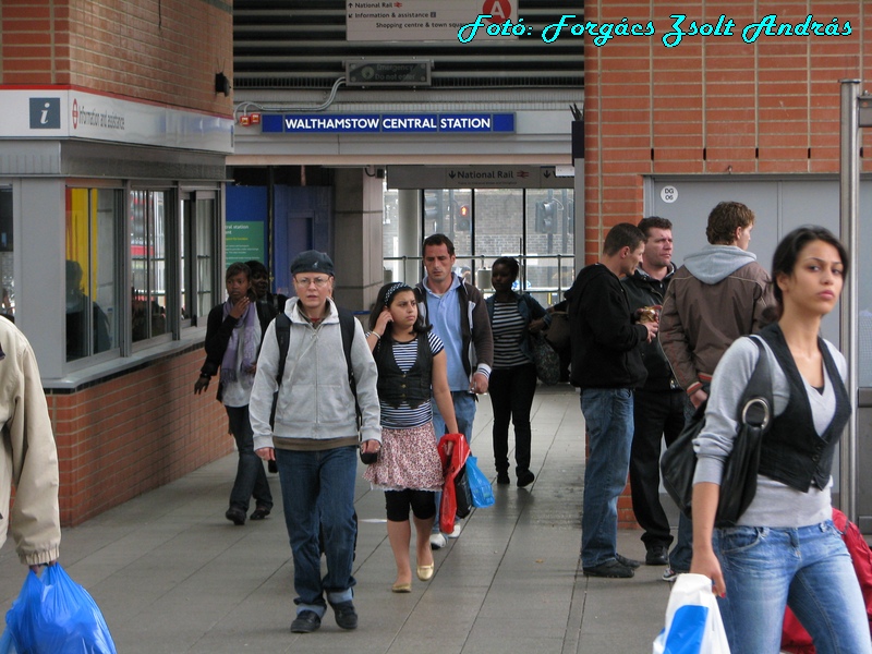 london__053_walthamstow_bus_station_018.JPG