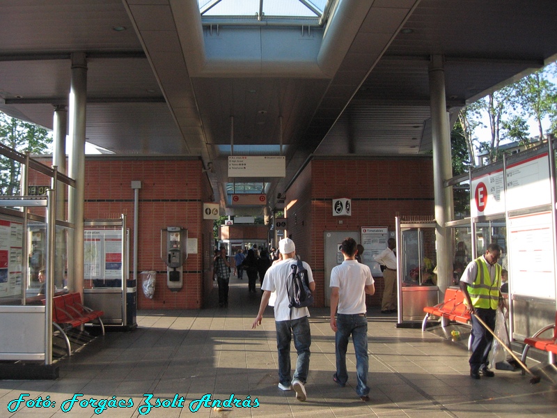 london__053_walthamstow_bus_station_026.JPG