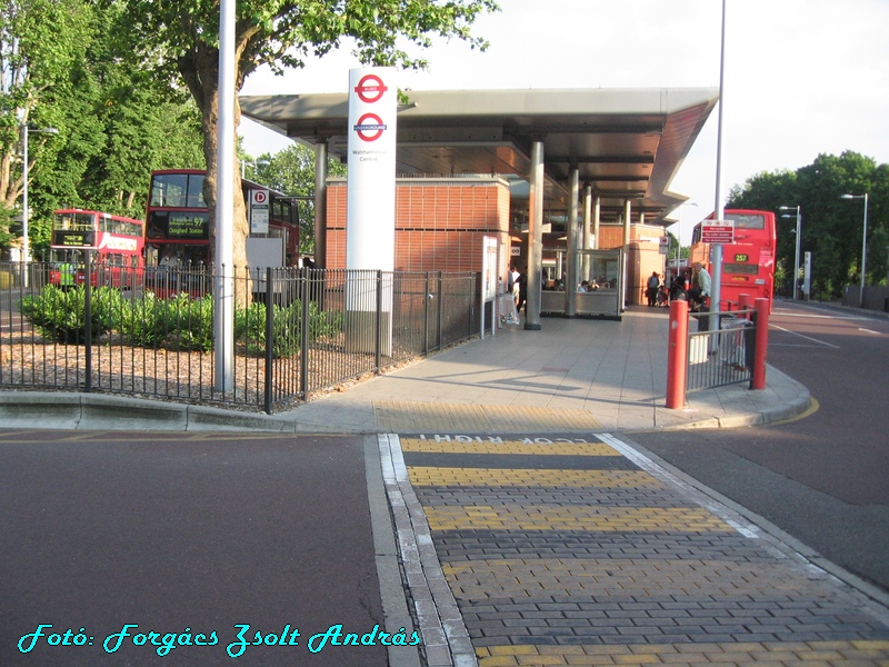 london__053_walthamstow_bus_station_032.JPG