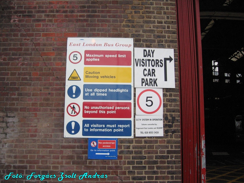 london__east_london_bus_garage_004.JPG