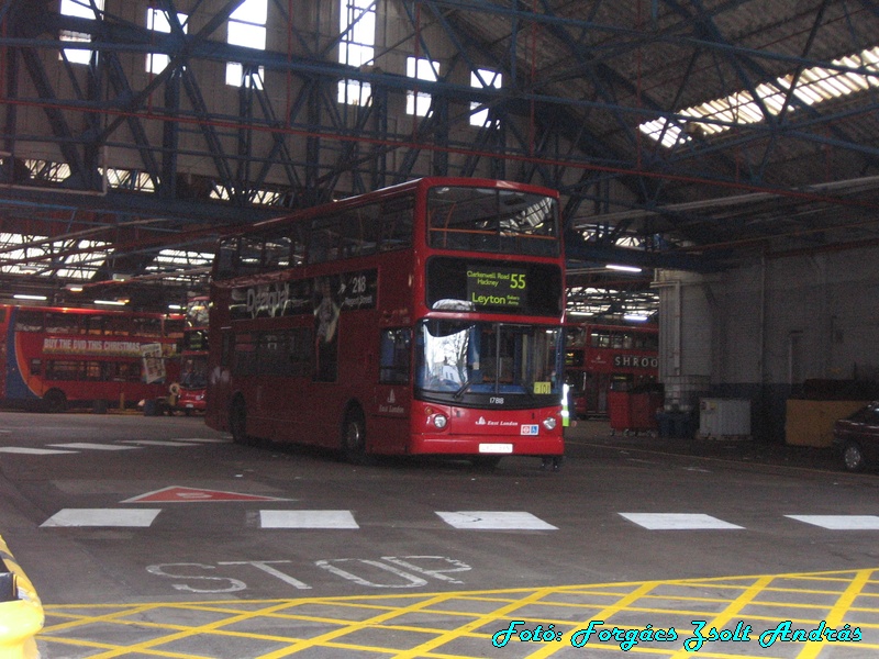 london__east_london_bus_garage_006.JPG