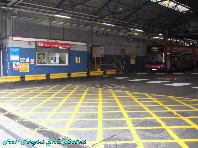 london__east_london_bus_garage_007.JPG