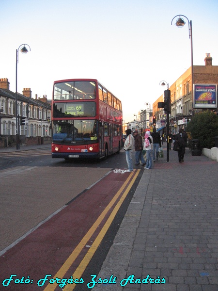 leyton_high_road__021.JPG