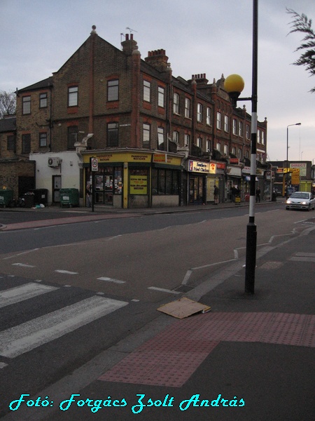 leyton_high_road__111.JPG