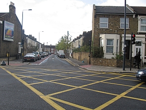 leyton_high_road__016.JPG