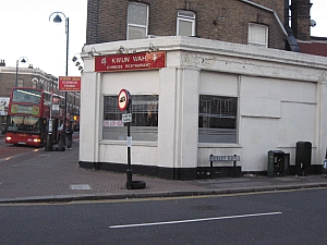 leyton_high_road__038.JPG