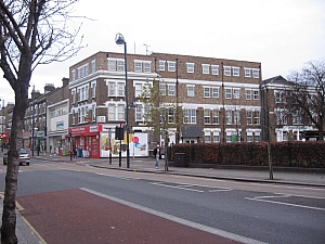 leyton_high_road__052.JPG