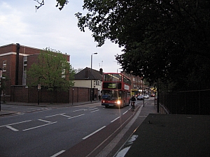 leyton_high_road__106.JPG