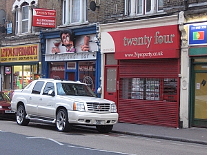 leyton_high_road__121.JPG